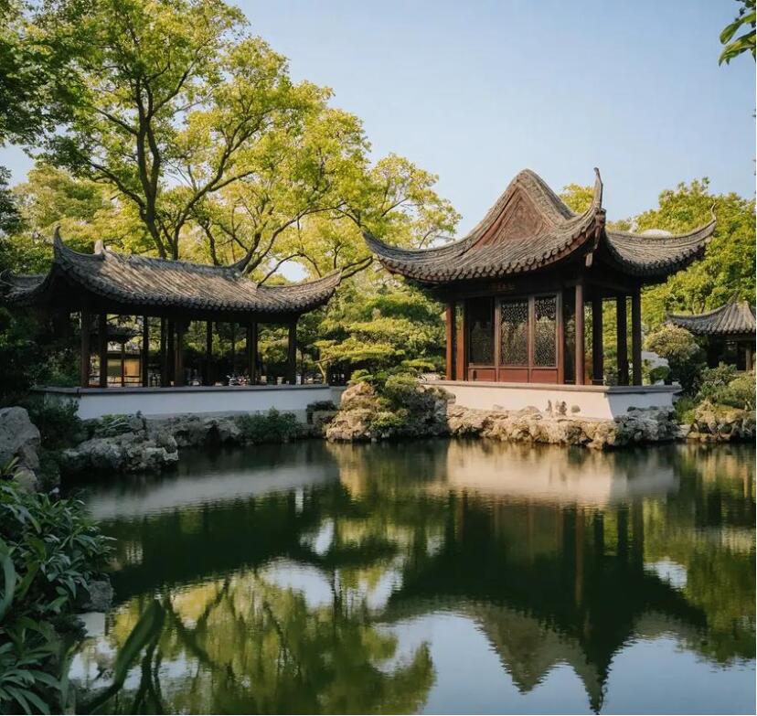 重庆雨双餐饮有限公司